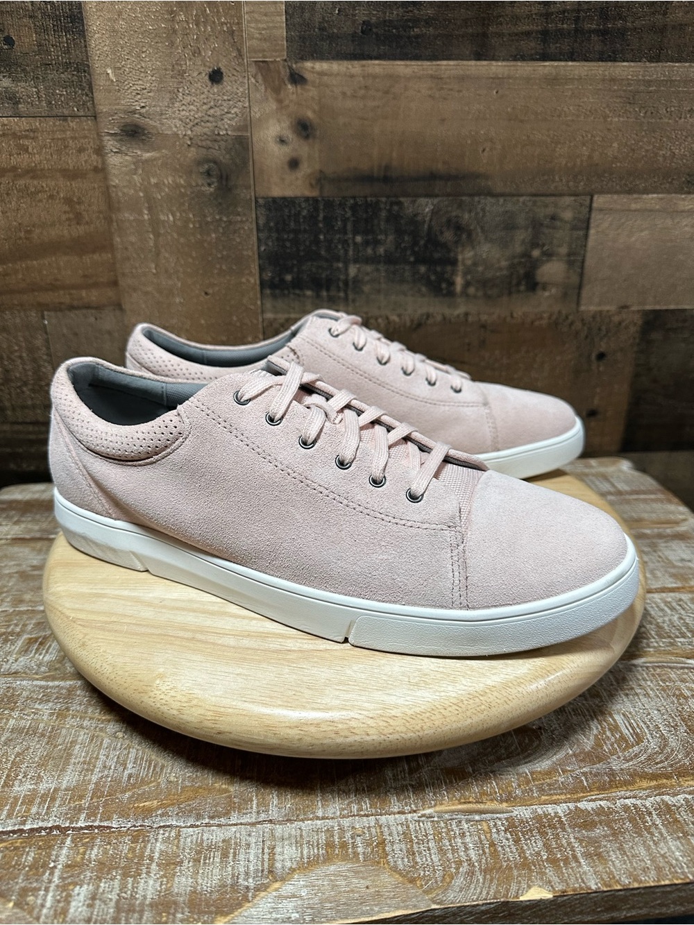 Clarks Mens 13 Pink Suede Low Top Sneakers Lace Up Casual Shoes